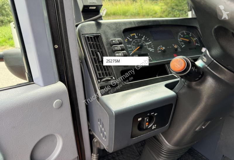 Silniční stroje Mercedes 2633