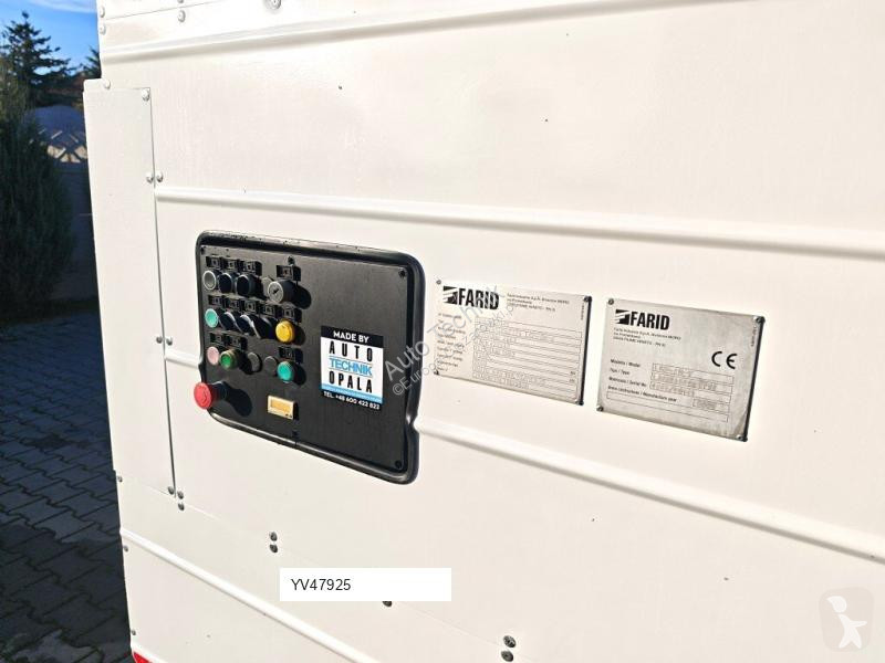 آلة لصيانة الطرق Isuzu SMALL CONTAINER WASHER...