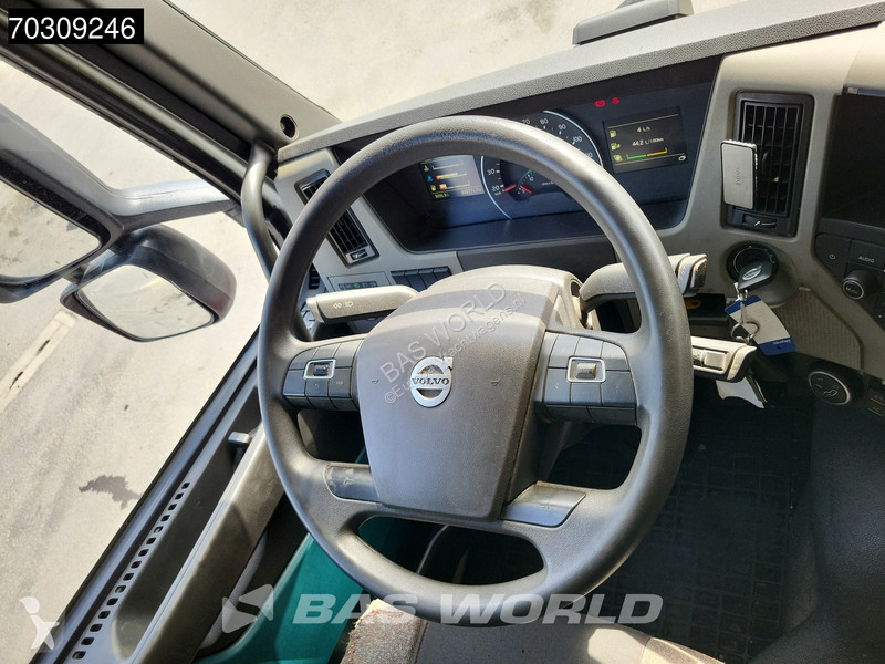 Engin de voirie Volvo FM 330 6X2 -Truck Van...