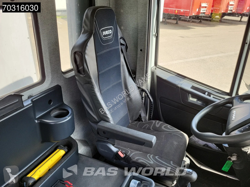 آلة لصيانة الطرق Iveco 330 4X2 Slaughter waste...