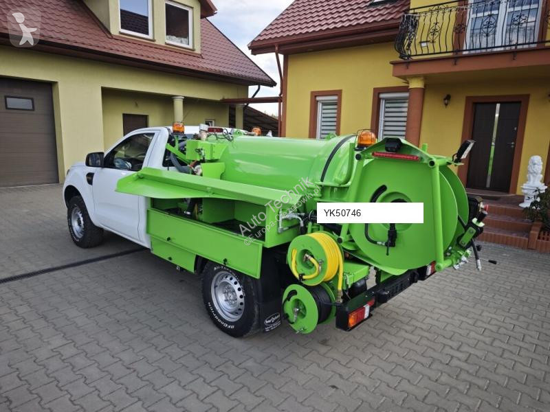 آلة لصيانة الطرق Ford BAROCLEAN