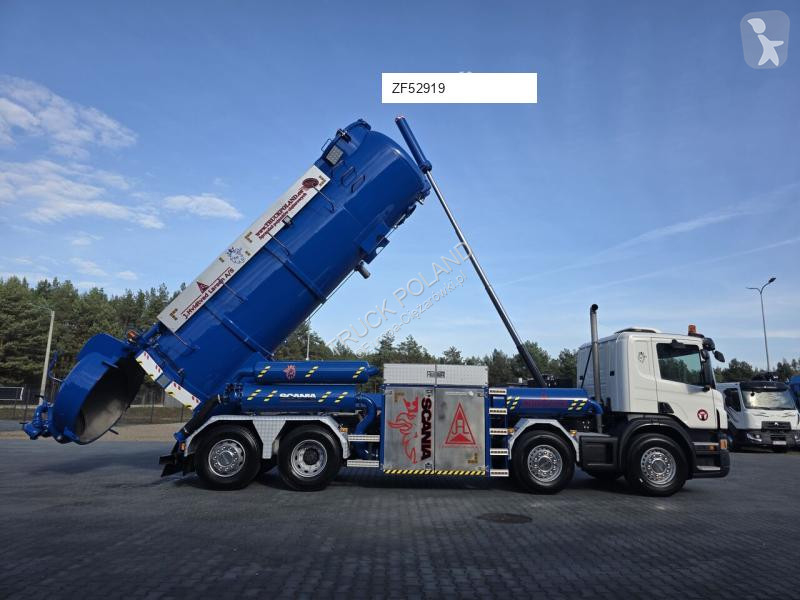 Engin de voirie Scania LARSEN FlexVAC 311P...