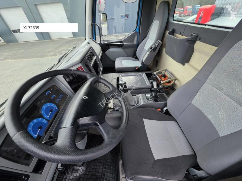 Veicolo per la pulizia delle strade Renault MTS...