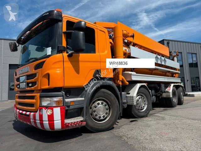 Maskine til vejarbejde  SCANIA P380 8x2*6...