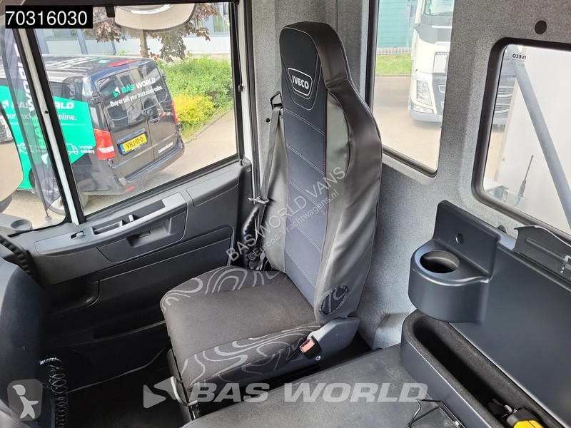 آلة لصيانة الطرق Iveco 330 4X2 Slaughter waste...