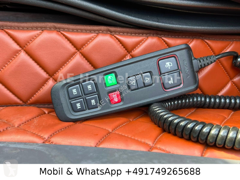 آلة لصيانة الطرق Scania R 410  Faun...