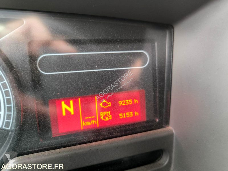Vehículo de limpieza viaria Renault PREMIUM