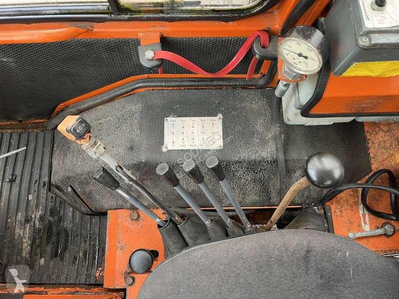 آلة لصيانة الطرق Holder  C5000 TURBO