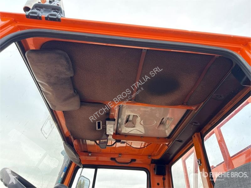 Коммунальная техника   Unimog