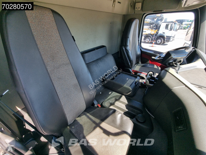 Utilaje pentru drumuri Volvo FM 370 6X2 Hiab...