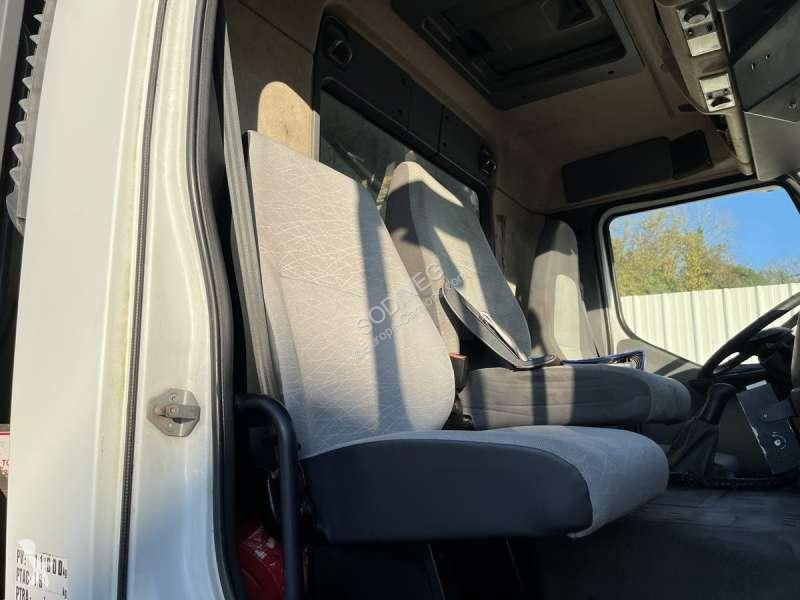 Gemeentevoertuig Renault PREMIUM