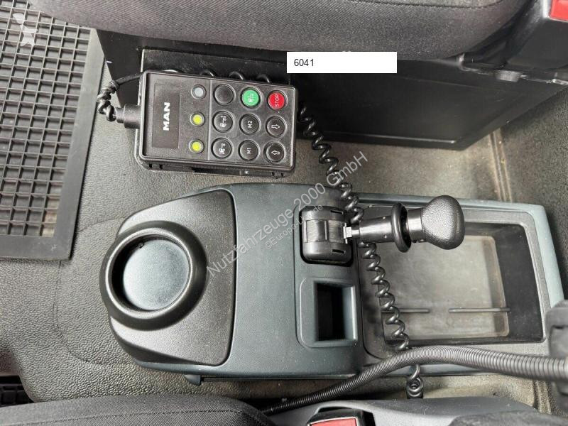 Utilaje pentru drumuri MAN Medium X2i 28