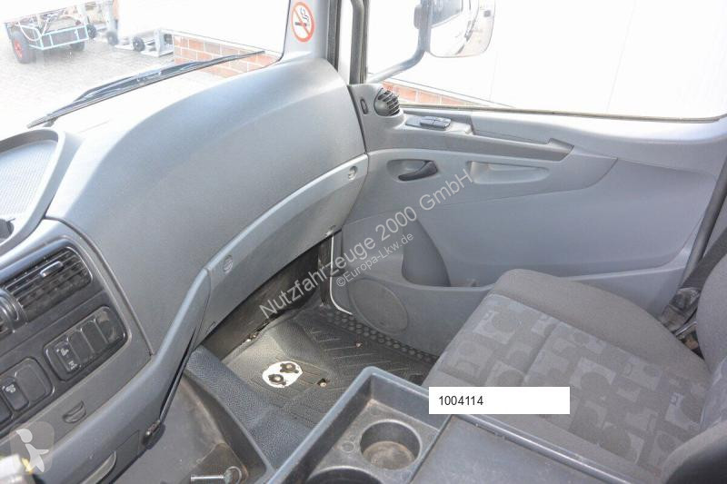 Utilaje pentru drumuri Mercedes