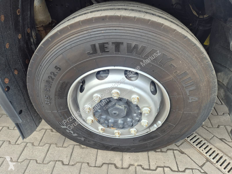 آلة لصيانة الطرق Iveco Stralis 330 EEV / NO...