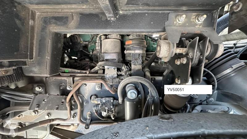 آلة لصيانة الطرق Volvo MEDIUM XLI