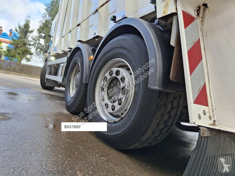 آلة لصيانة الطرق Mercedes press 522 Zoeller