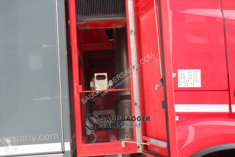 Gemeentevoertuig Mercedes 3251 RSP SAUGBAGGER 2020