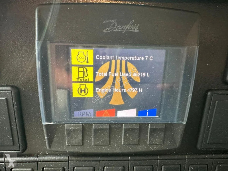 Silniční stroje Mercedes 1824 4X2 BEAM A9000...