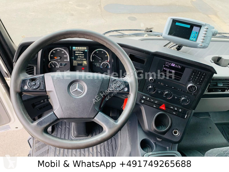 آلة لصيانة الطرق Mercedes 2533 M ClassicSpace...