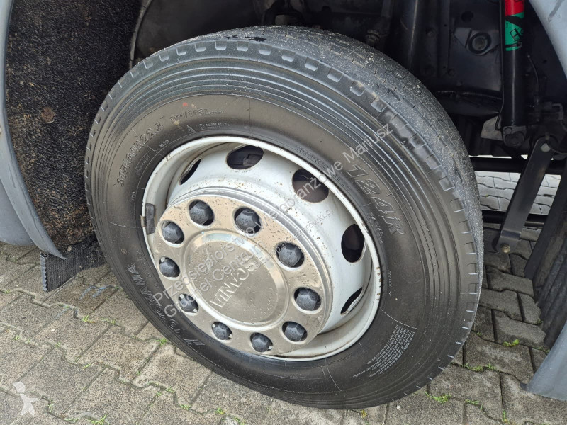Engin de voirie Scania P340 LB 6X2*4 / JOAB...