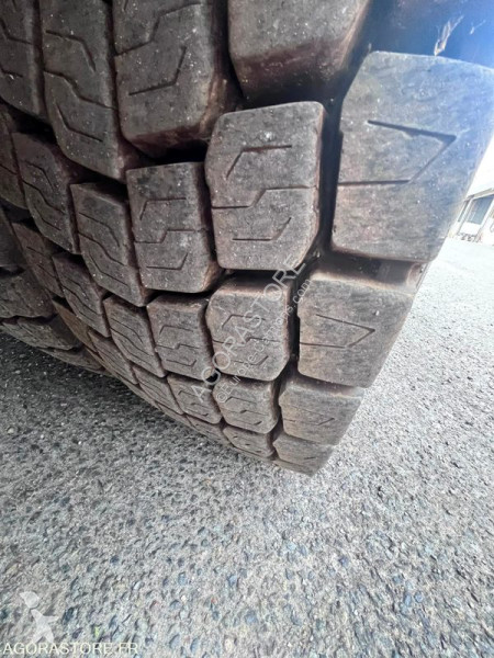 مقطورة Renault PREMIUM