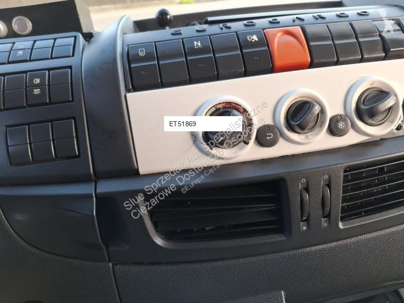 Engin de voirie Iveco VR3 LEV