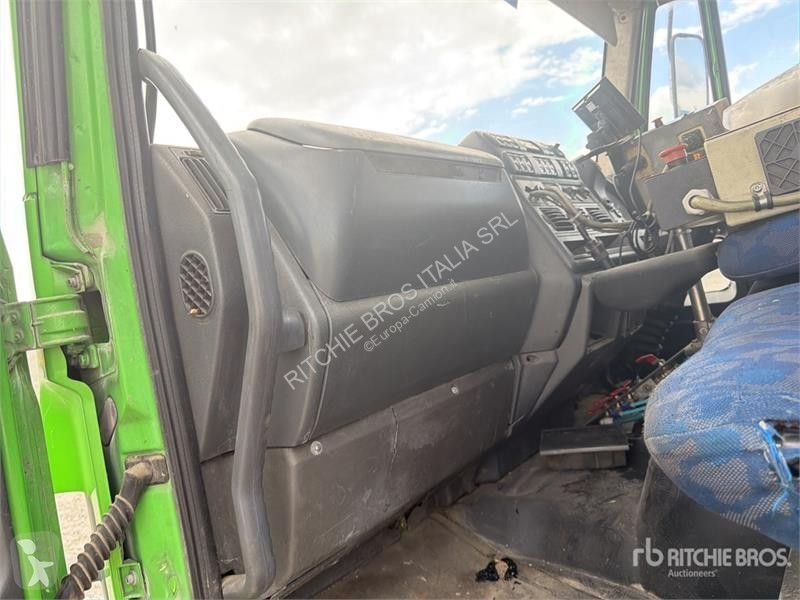 Vägmaskiner Iveco Schmidt SK650/59-1-033 on...