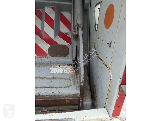 Vehículo de limpieza viaria Renault D19