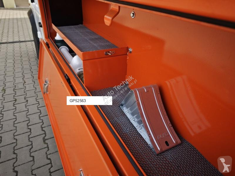 Vehículo de limpieza viaria Land Rover TD5 130...