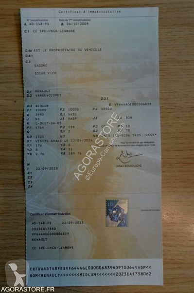 آلة لصيانة الطرق Renault MIDLUM