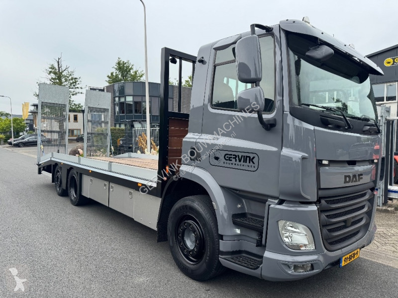 Silniční stroje DAF CF 330