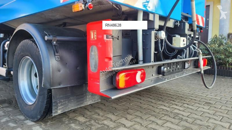 آلة لصيانة الطرق Renault 240dxi