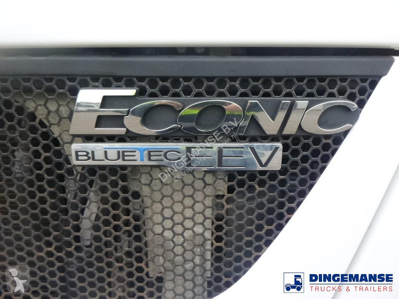 Engin de voirie Mercedes 2629 6x2 RHD Faun...
