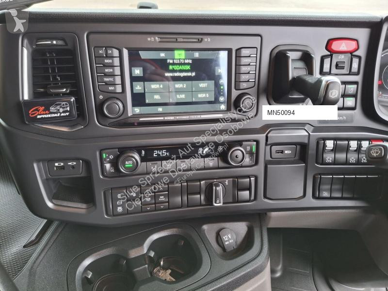 آلة لصيانة الطرق Scania Viajet 7 R/L H/HS
