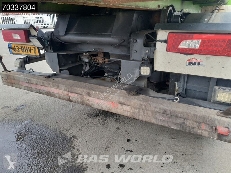 آلة لصيانة الطرق Scania P360 P 8X2 Hiab 211 BW...