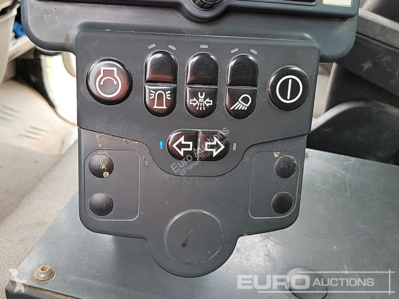 Utilaje pentru drumuri  LF220