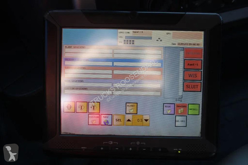 آلة لصيانة الطرق Iveco 270 CNG + GARBAGE + EURO...