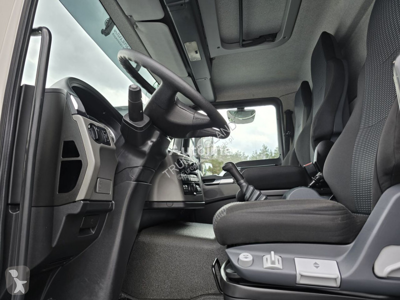Vägmaskiner MAN GAMON PW8