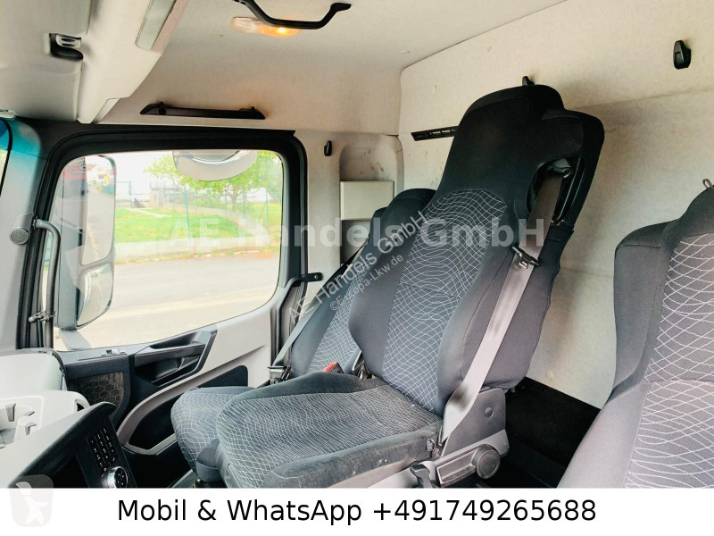 آلة لصيانة الطرق Mercedes 2533 M ClassicSpace...