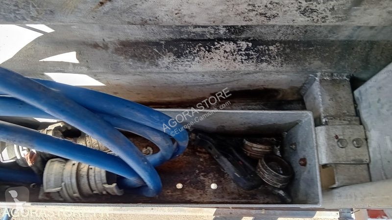 Útfenntartó-és-karbantartógép Iveco 100E18