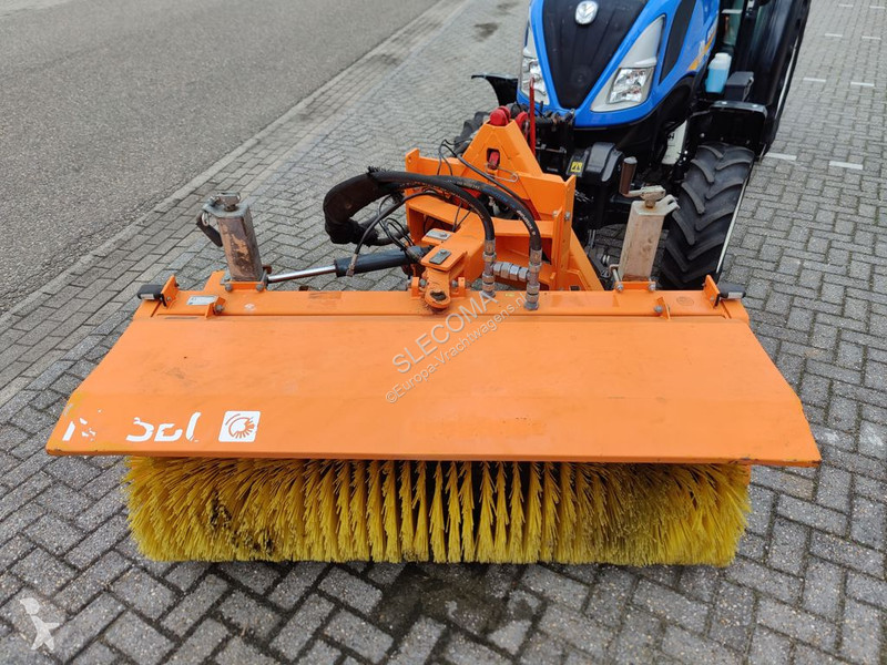 Silniční stroje  HF1600S Veegmachine