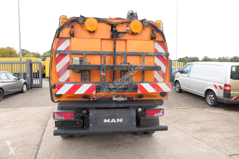 Vägmaskiner MAN TGL 12.250 4x2 BL Kehrmaschine