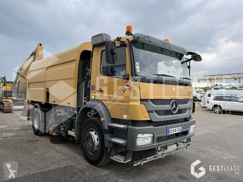 Silniční stroje Mercedes  AXOR 1833
