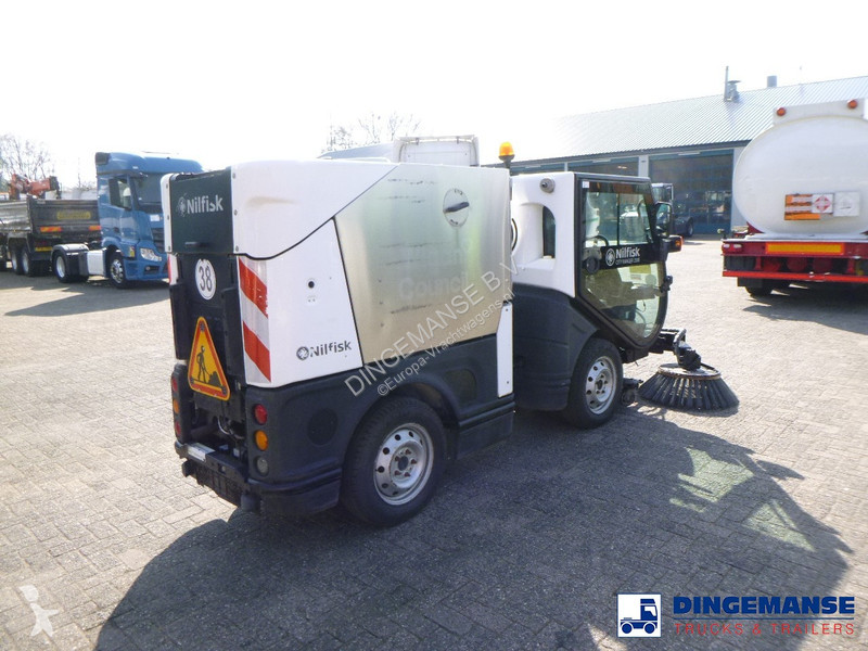 Vägmaskiner Nilfisk City Ranger CR3500 sweeper