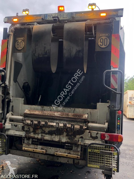 Silniční stroje Mercedes ECONIC