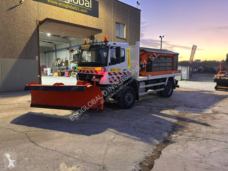 Vägmaskiner Mercedes