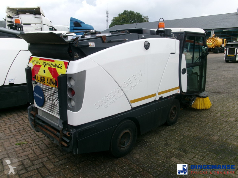 Vägmaskiner Johnston compact street sweeper