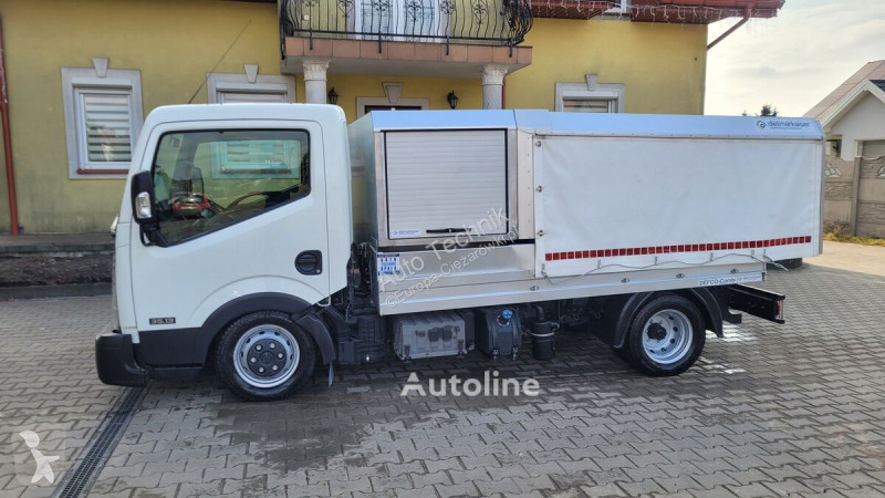 Silniční stroje Nissan Defco Combi 3,5t