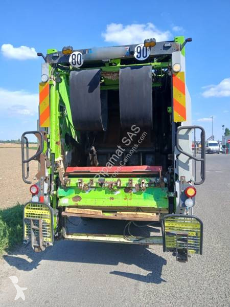 Engin de voirie Renault