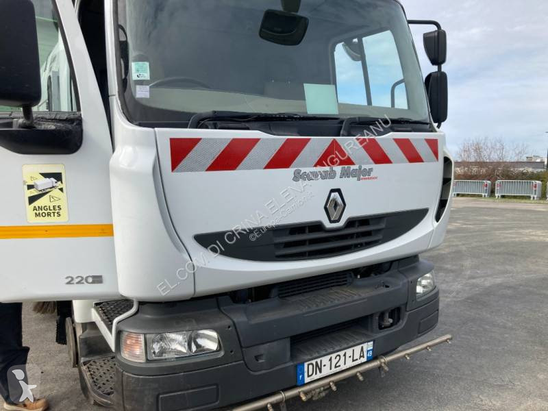 Engin de voirie Renault